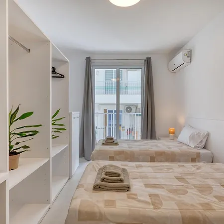 Modern Qawra With Sea View *